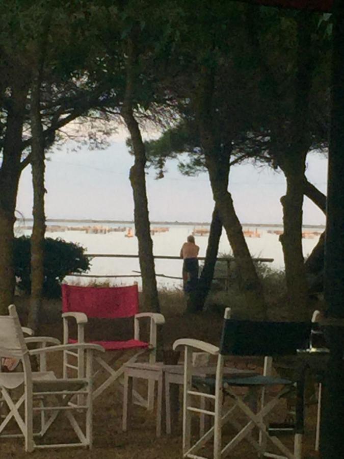 Au bord de Thau Bed and Breakfast Marseillan  Buitenkant foto