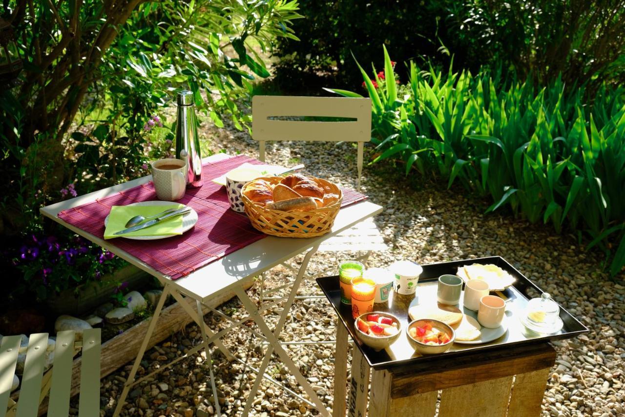 Au bord de Thau Bed and Breakfast Marseillan  Buitenkant foto